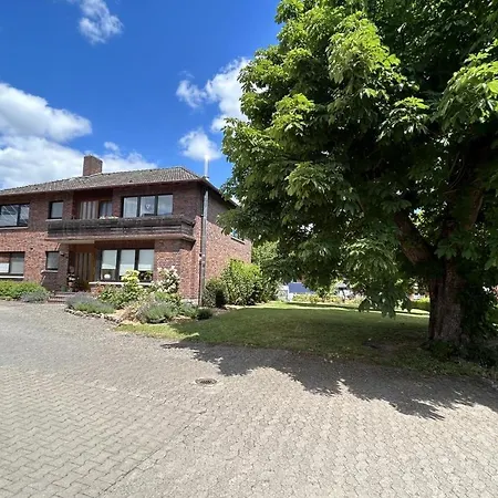 Apartment Neu! Bei *